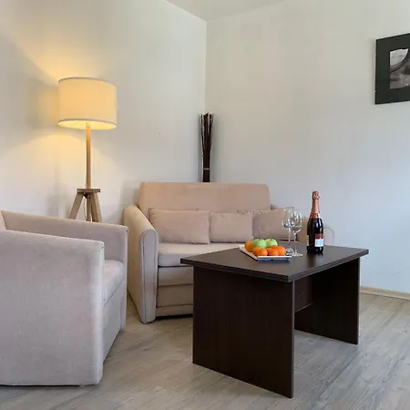 Apartment Banderitsa 3 *