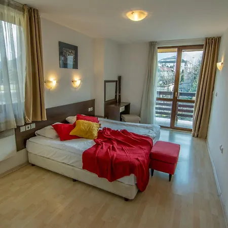 Banderitsa Apartment 3 Апартамент